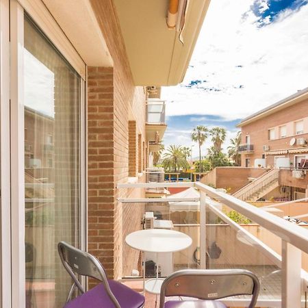 Homeholidaysrentals Salvador Пинеда де Мар Екстериор снимка
