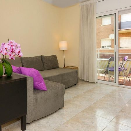 Homeholidaysrentals Salvador Пинеда де Мар Екстериор снимка