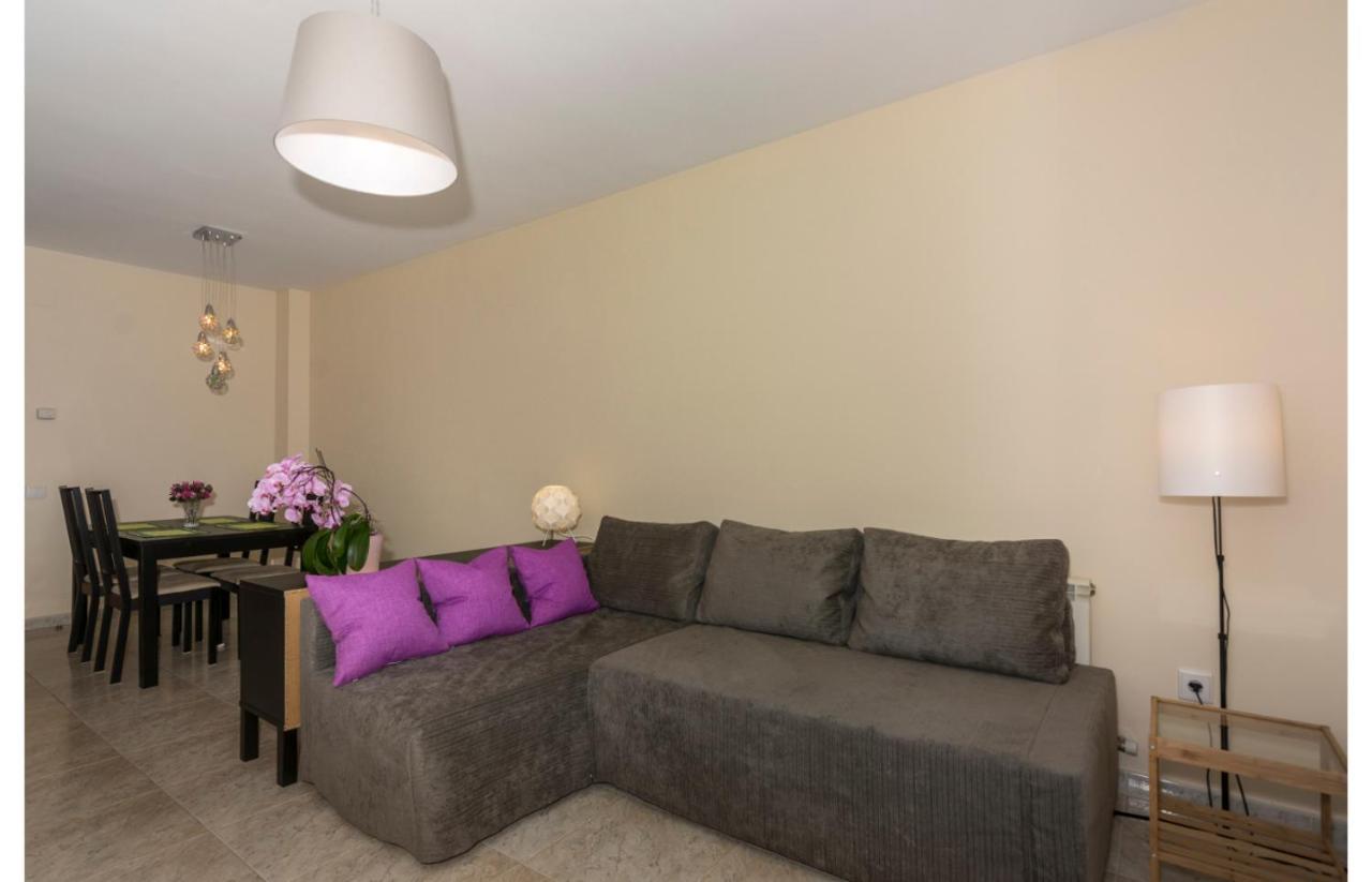 Homeholidaysrentals Salvador Пинеда де Мар Екстериор снимка