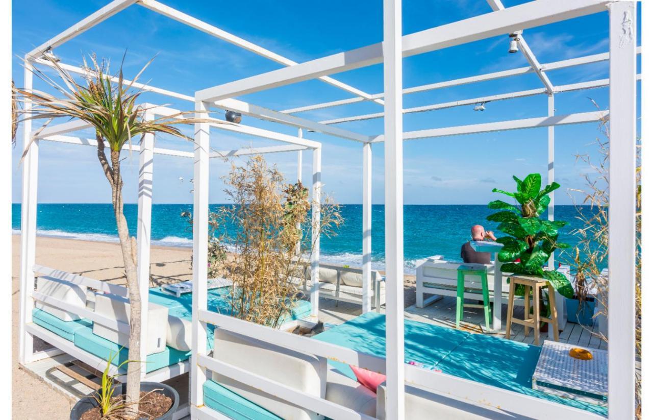 Homeholidaysrentals Salvador Пинеда де Мар Екстериор снимка