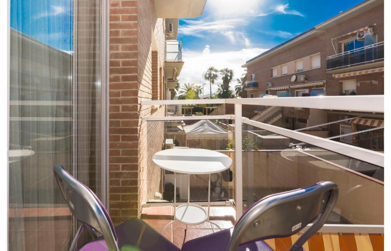 Homeholidaysrentals Salvador Пинеда де Мар Екстериор снимка