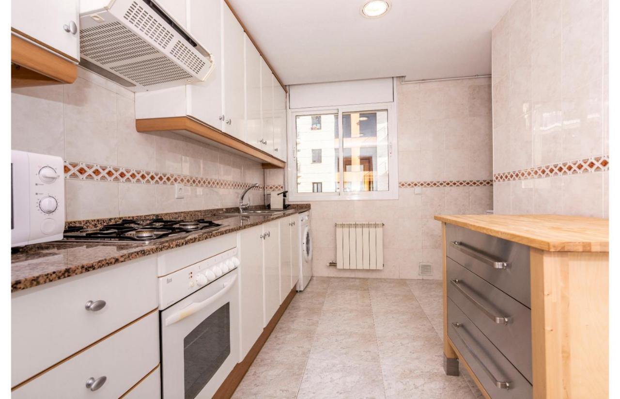 Homeholidaysrentals Salvador Пинеда де Мар Екстериор снимка