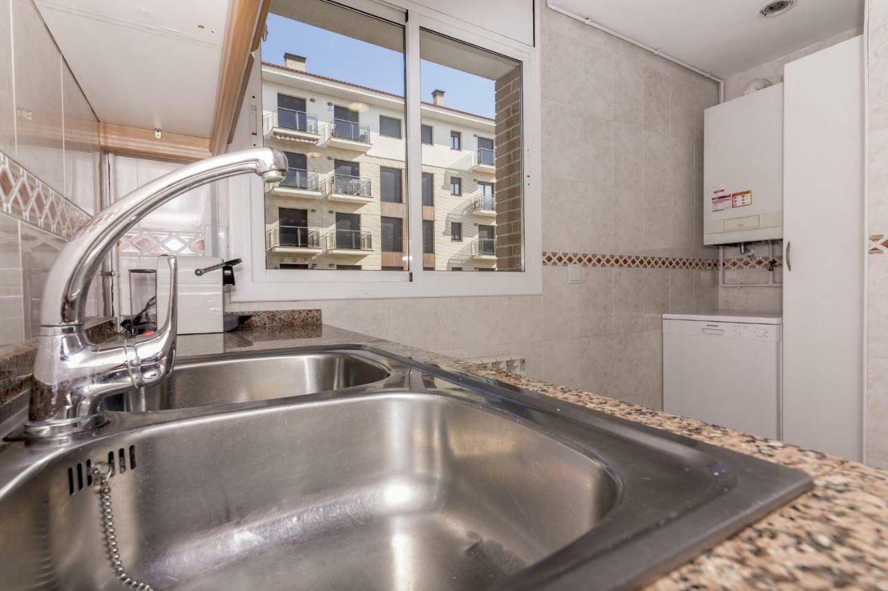Homeholidaysrentals Salvador Пинеда де Мар Екстериор снимка