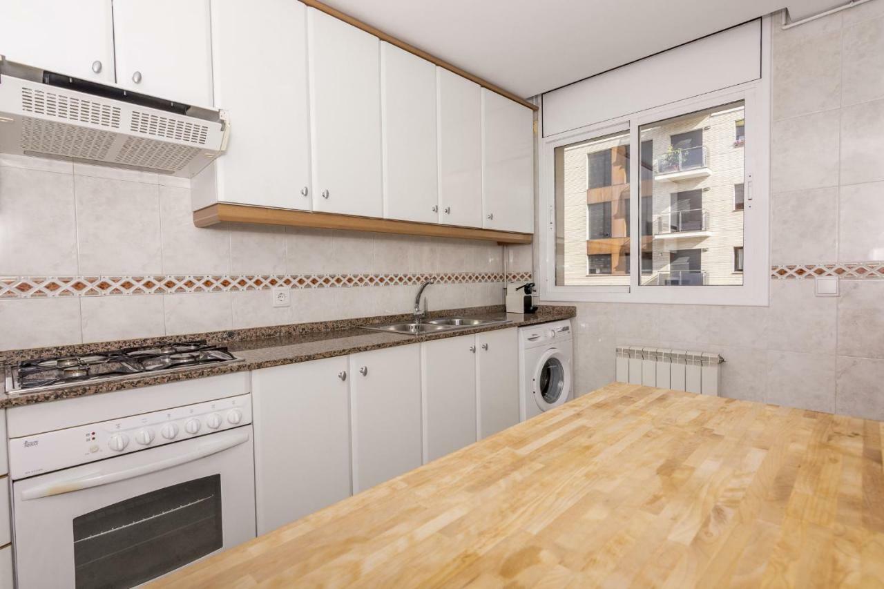 Homeholidaysrentals Salvador Пинеда де Мар Екстериор снимка